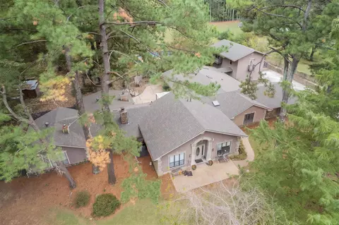9391 Green Knoll Dr, Germantown, TN 38138