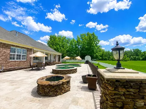 Exterior - 3285 Shadowood Ln, Corinth, MS 38834 photo 4 of 5