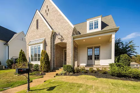 6596 Corinne Oak Cv, Memphis, TN 38119