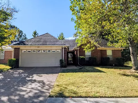 6985 Presmond Dr, Cordova, TN 38018