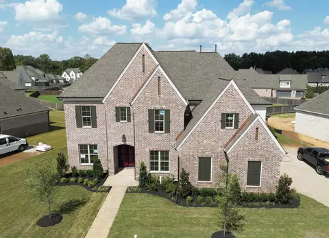 656 Cedar Shadows Cir E, Collierville, TN 38017