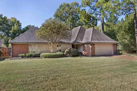 8331 Bazemore Rd, Cordova, TN 38018