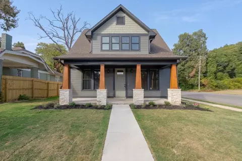 1098 Forrest Ave, Memphis, TN 38105