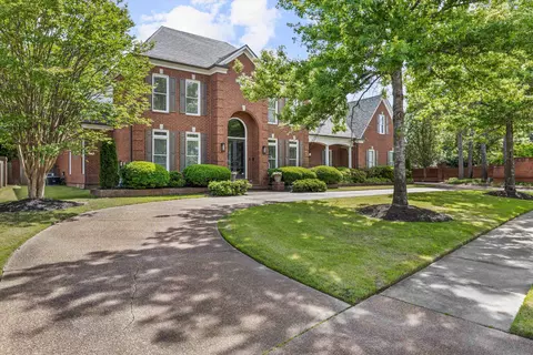 9155 Forest Estates Cv, Germantown, TN 38139