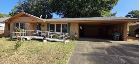 5152 Schutt Rd, Memphis, TN 38116