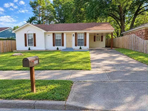 1931 Alta Vista Dr, Memphis, TN 38127
