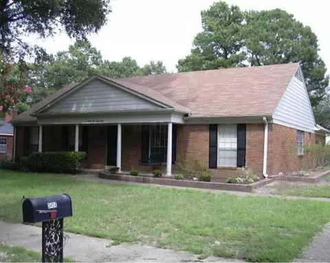 3454 Fox Meadows Rd E, Memphis, TN 38115