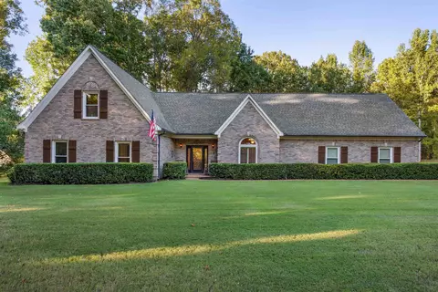 9960 Holly Grove Rd, Cordova, TN 38018