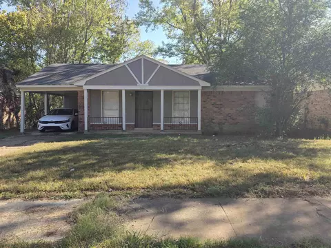 5072 Blacksmith Dr, Memphis, TN 38127