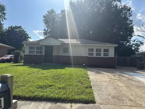 3301 Sunrise St, Memphis, TN 38127