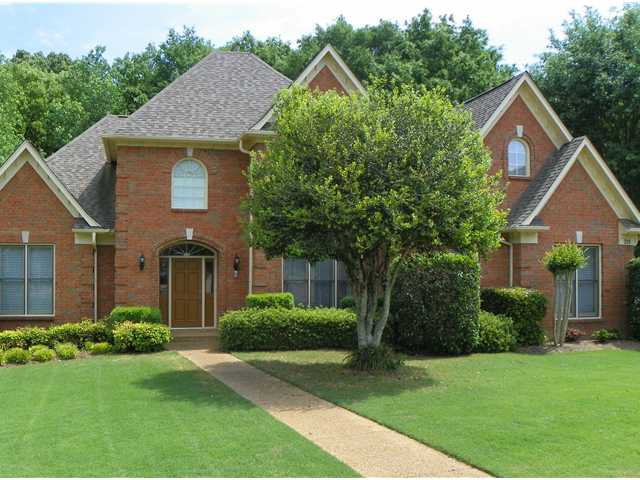 701 Tara Woods Cv, Collierville, TN 38017 photo 1