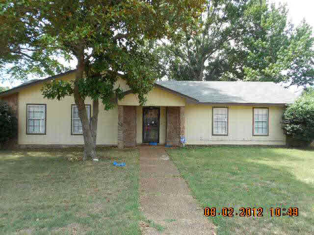 6653 Split Oak Dr, Memphis, TN 38115 photo 1
