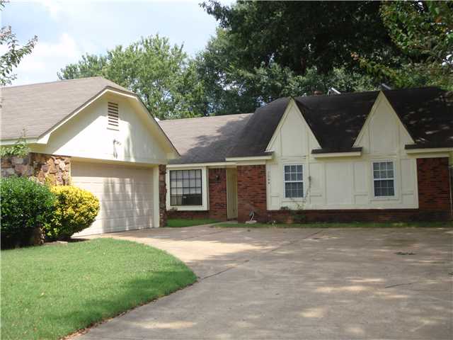 3044 Barrycrest Dr, Memphis, TN 38134 photo 1