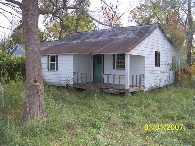 9652 Second St, Gates, TN 38037 photo 1