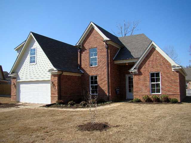 4447 Bishops Valley Ln, Memphis, TN 38135 photo 1