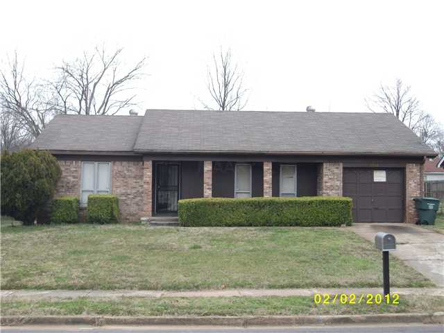 3912 Kerwin Dr, Memphis, TN 38128 photo 1