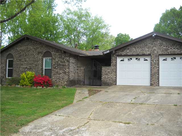 7046 E Foxhill Dr, Memphis, TN 38135 photo 1
