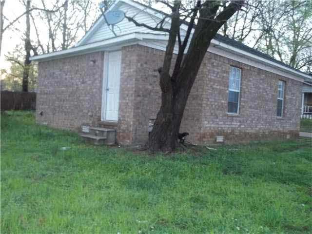 421 Valley Ave, Covington, TN 38019 photo 2