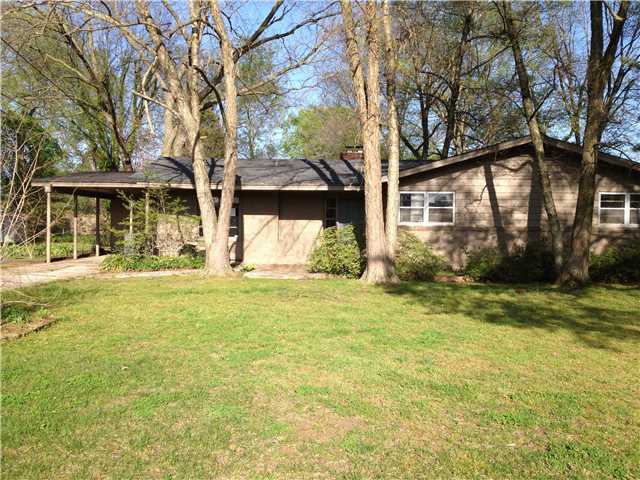 840 Douglas St, Covington, TN 38019 photo 1
