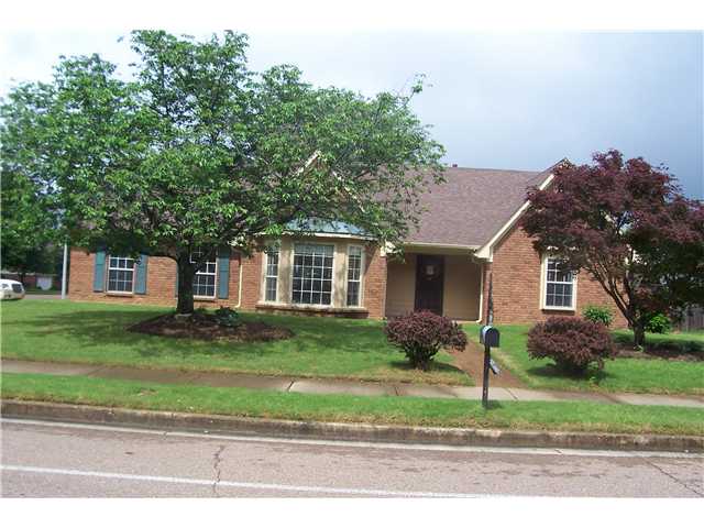 3929 Altruria Rd, Memphis, TN 38135 photo 1