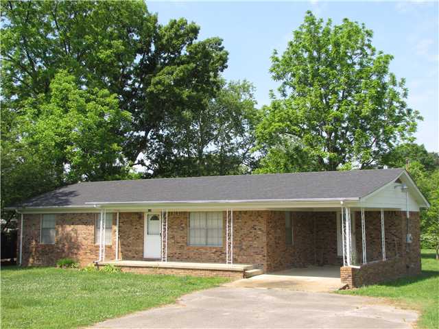 136 Damron Loop, Pickwick Dam, TN 38365 photo 1
