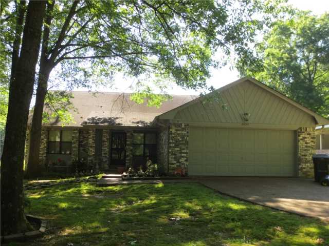 3405 Oak Rd, Memphis, TN 38135 photo 1