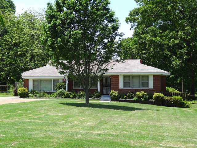 2559 Altruria Rd, Memphis, TN 38134 photo 1