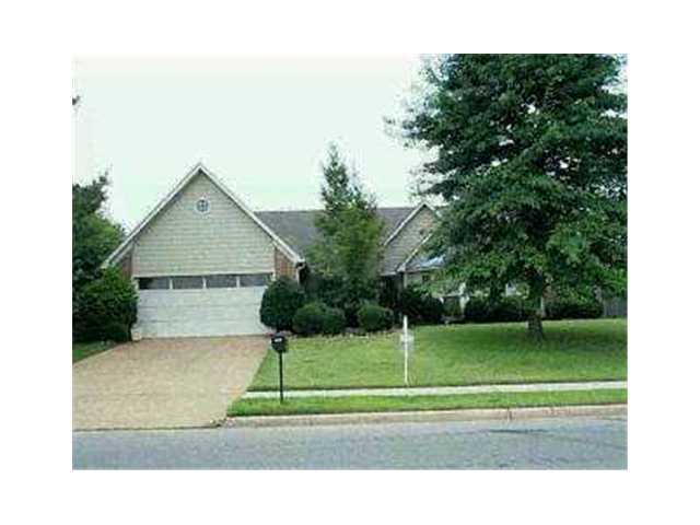 983 Cully Rd, Cordova, TN 38018 photo 1