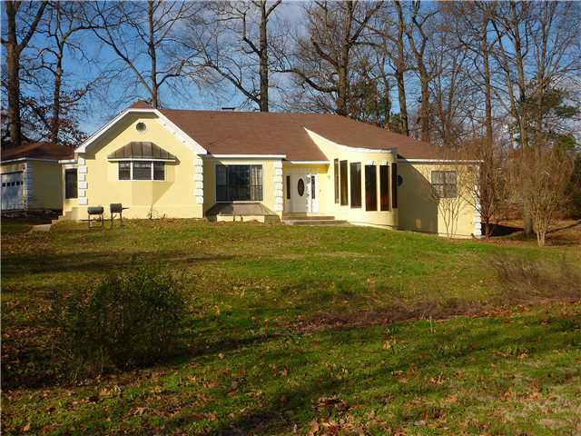 2013 Bartlett Rd, Memphis, TN 38134 photo 1