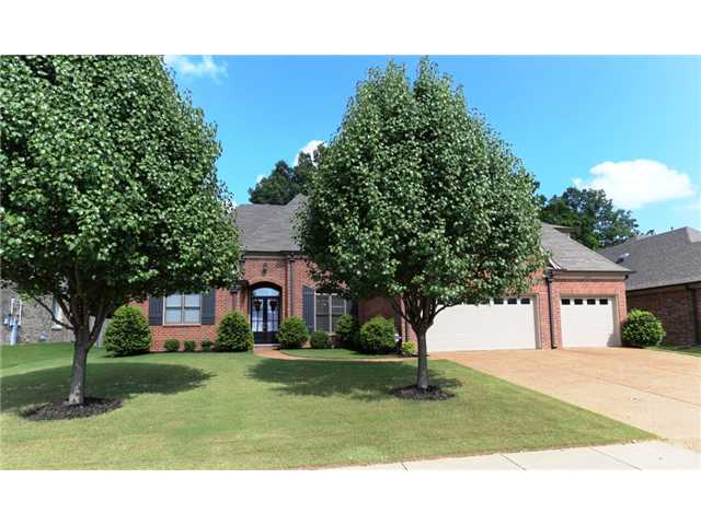 4792 White Pass Dr, Collierville, TN 38017 photo 1