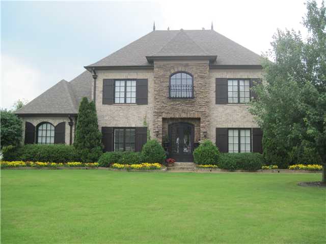 1237 Old Bray Cv, Collierville, TN 38017 photo 1