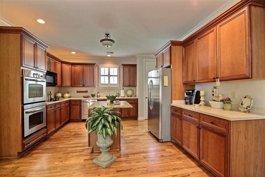 294 E Colbert St, Collierville, TN 38017 photo 5