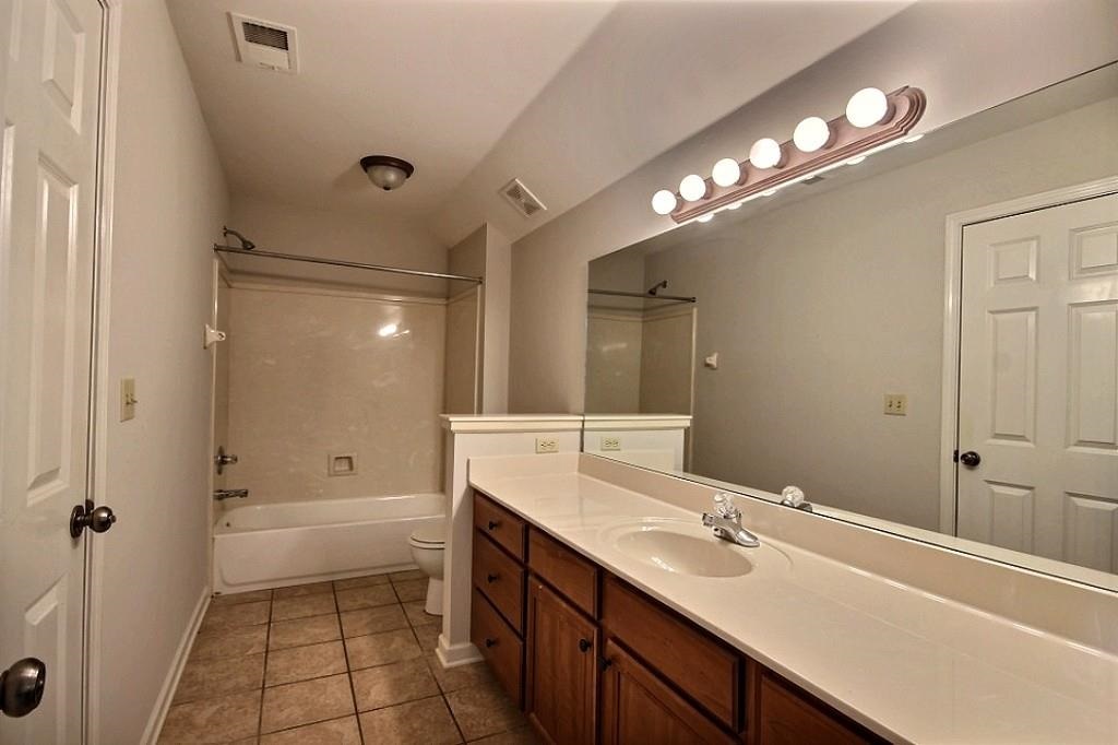 294 E Colbert St, Collierville, TN 38017 photo 17