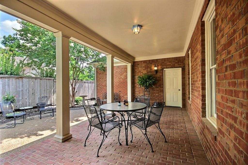 294 E Colbert St, Collierville, TN 38017 photo 18