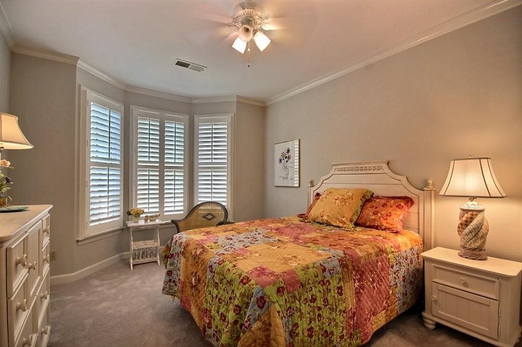 294 E Colbert St, Collierville, TN 38017 photo 8