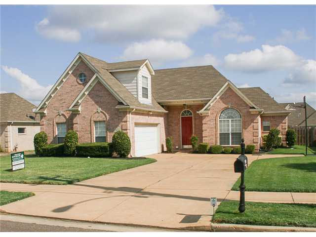 950 Cully Rd, Cordova, TN 38018 photo 1