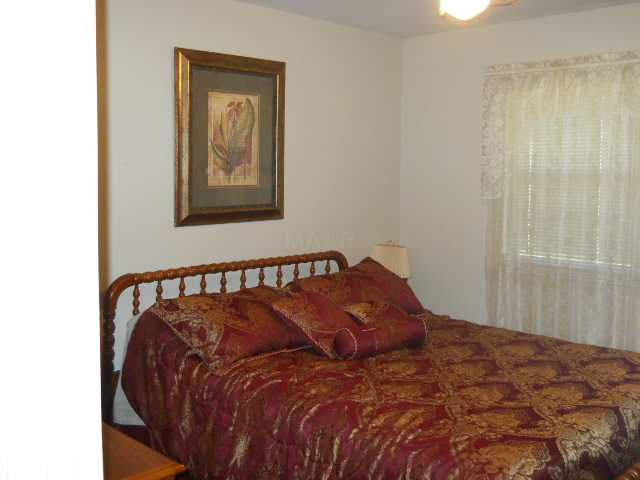 3310 E Foxburrow Cir, Memphis, TN 38115 photo 11