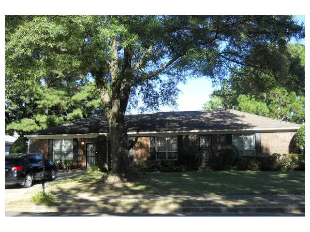 3310 E Foxburrow Cir, Memphis, TN 38115 photo 1