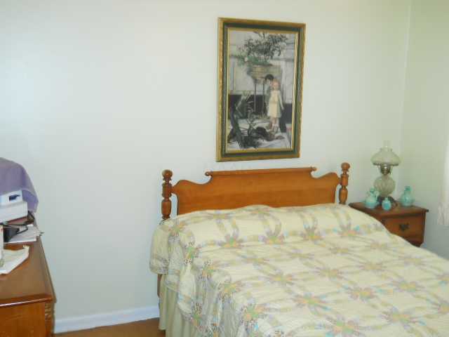 3310 E Foxburrow Cir, Memphis, TN 38115 photo 12
