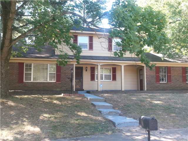 2113 Lydgate Dr, Memphis, TN 38116 photo 1