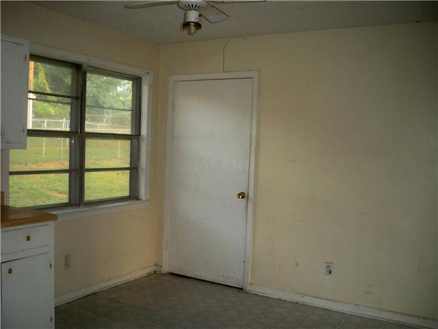 4237 Arrow Rd, Memphis, TN 38109 photo 4