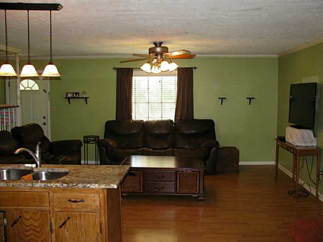 2275 Old Town Loop, Savannah, TN 38372 photo 5