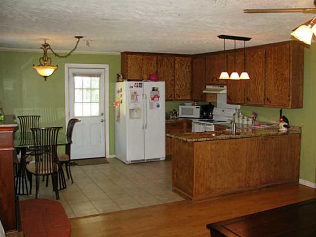 2275 Old Town Loop, Savannah, TN 38372 photo 8