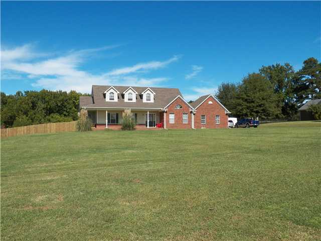 798 Reed Cir, Drummonds, TN 38023 photo 4