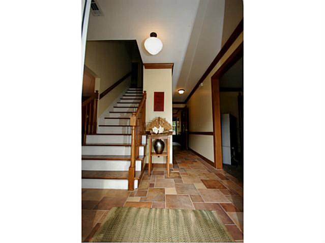 560 King Oaks Cv, Collierville, TN 38017 photo 2