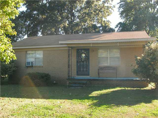 1372 Solo Rd, Covington, TN 38019 photo 1