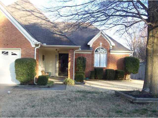 5522 Patsy Cir W, Memphis, TN 38125 photo 1