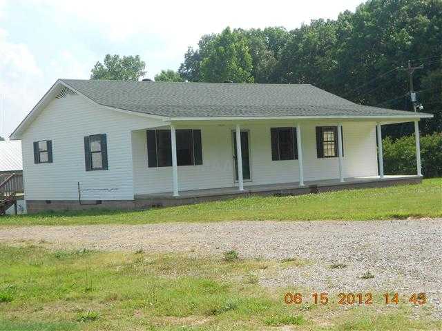440 End Dr, Savannah, TN 38372 photo 1