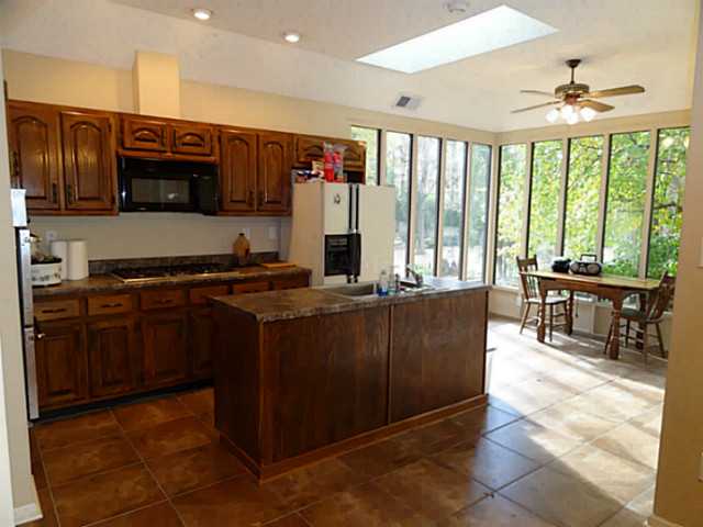 2635 Juneway Dr, Bartlett, TN 38134 photo 7