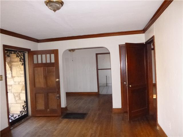 761 E Mckellar Ave, Memphis, TN 38106 photo 3